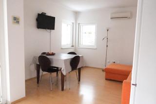 Apartman AVA, 2+3, 250m od plaže - Novi Vinodolski - 4