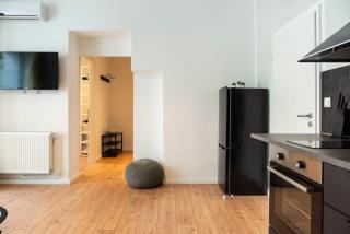 Kudamm plus AC plus SelfCheckIn plus Free Street Parking - Berlin - 2