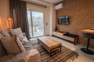 Fumo Katoikia - Volos - 6