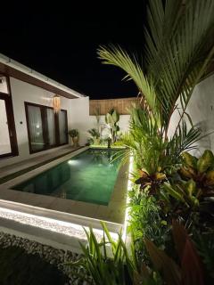 Villa Flora - Canggu - 0