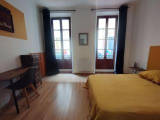 Appartement en plein centre. - 2