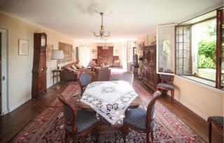 Amazing Home In Chemilly - - 7