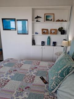 A1 Kynaston Guest House bed and breakfast or self catering - 1