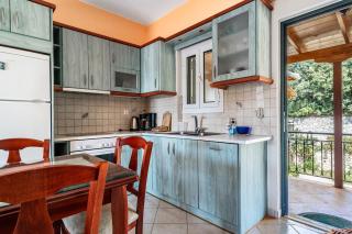Vardia Apartment - 4