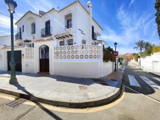 AP400 - Casa Las Flores - Nerja - 0