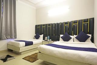 Hotel Ratandeep at Paharganj - Nueva Delhi - 0