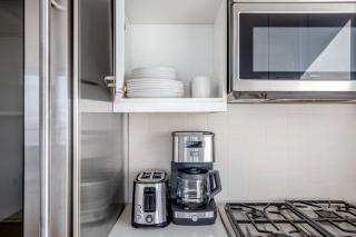 Blueground Hells Kitchen gym elev nr museum NYC-1437 - 4