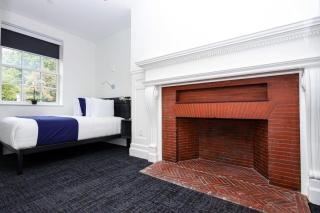 Stylish Hotel Room in Boston's Fenway - Unit #107 - Boston - 9