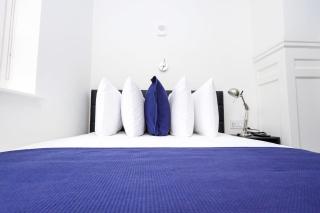 Stylish Hotel Room in Boston's Fenway - Unit #104 v2 - 7