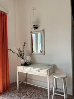 J & N Studios - Laganas - 3