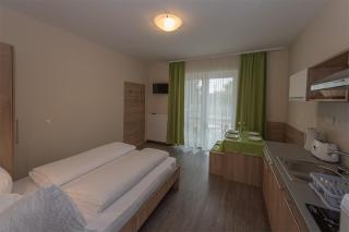 Centrum Apartmanház - Balatonboglár - 9