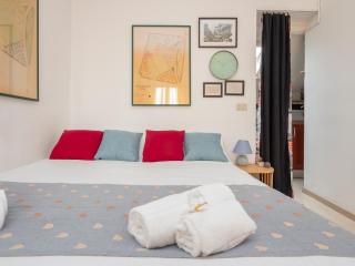 Xenia Apartments - Luminous Studio at Navigli Tram Theme - Mailand - 4