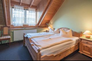 Landhotel Weingut Schulze - Freyburg - 2