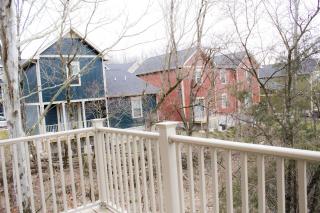 Stunning 4-BR Houses with On-Site Pool - Bloomington - 3