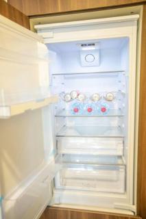 Luxe Den-1BR Cozy Treat By Canal side - Dubai - 9