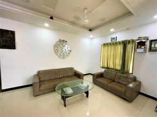 Stay Guru Usha Residency - Bhuj - 4