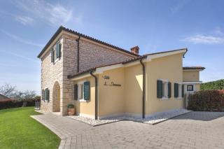 Villa Santa Domenica near Poreč with play room, beautiful tavern & garden - Labinci - 4