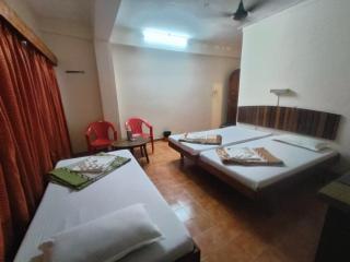 Hotel Abhishekh - Port Blair - 9