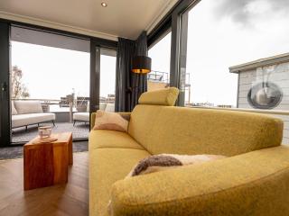 Nice houseboat with a terrace - Offingawier - 3