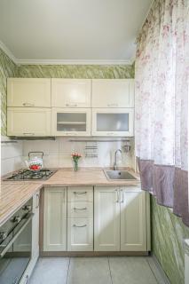 Апартаменти 1-кімнатні поруч зі ст. м. Печерська - Kiev - 2