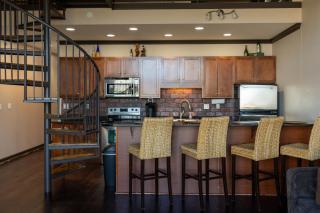 Marlin at the Lake - Downtown Sandusky - 6