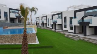 Oasis Beach - Top floor with seaview - 9