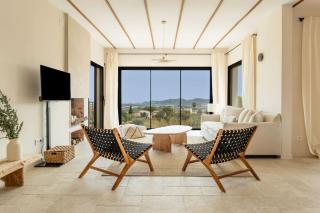 Panoramic views and pool in Villa del Alba - 8