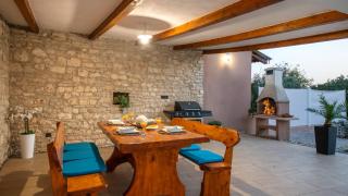Amazing villa Lara with private pool by WiiBuk - Marčana - 3