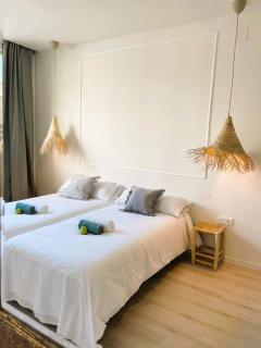 COLLECTION PORT - B&B Boutique , Alicante Center - 4