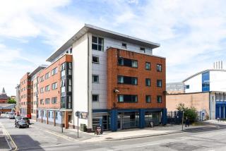 For Students Only Private Ensuites with Shared Kitchen at Capital Gate in Liverpool - Liverpool - 5