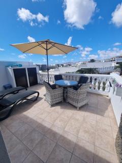 2 bedroom top floor Apartment close to beach - Puerto del Carmen - 0