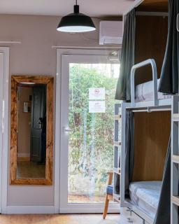 Factory Hostels Barcelona - Barcelona - 2