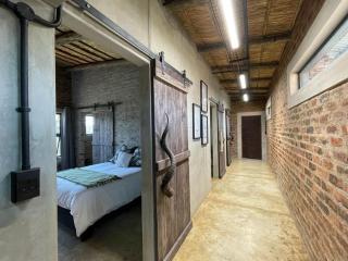 Syeta Bush Lodge 3 Bed Bush Villa - Nelspruit - 8