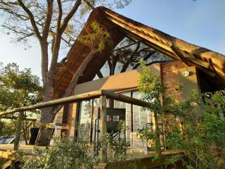 Syeta Bush Lodge 3 Bed Bush Villa - Nelspruit - 3
