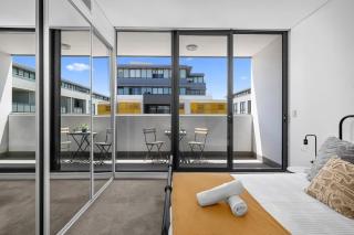 NEW 3BR Apt in Kingsgrove Sleeps 7 - 5