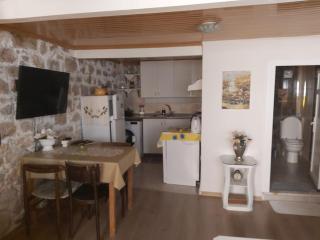 Ayvalıgın tarihi rum evi 2 katlı (YENİLENDİK) - Sakarya - 1