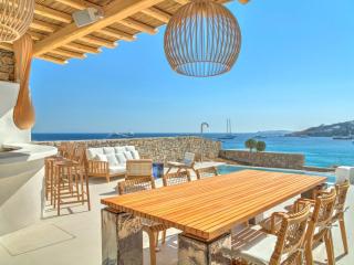 Beachfront Mykon Villa - Platis Gialos - 3