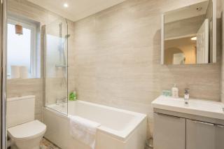 Lovely 1 Bed Apartment With FREE PARKING & Garden - 9