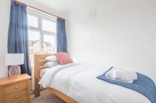 Charming Central Family Home - Cambridge - 7