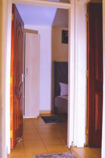 Madona Airbnb - Nairobi - 4