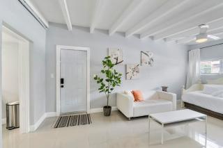 Coconut Walk To The BeachComfy Beds Firepit Pool - 1