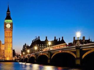 APlaceToStay Central London Apartment, Zone 1 BOND - 4