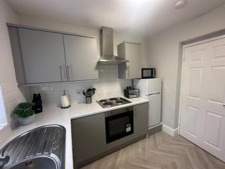 Hambledon-Downstairs 2Bed flat - Blyth - 7