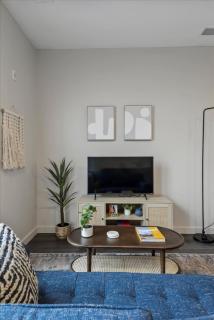CozySuites Modern SDO, Lawrenceville - Pittsburgh - 8