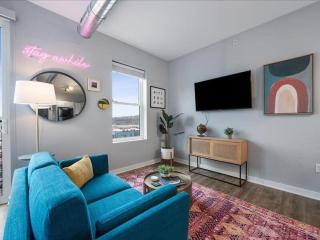 CozySuites Lavish SDO Lawrenceville - Pittsburgh - 7