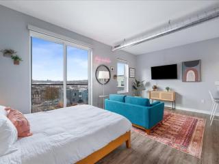 CozySuites Lavish SDO Lawrenceville - Pittsburgh - 4