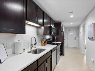 CozySuites Historic 1BR, Downtown Pittsburgh - Pittsburgh - 2