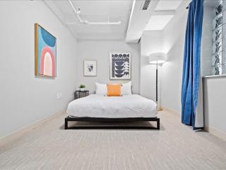 CozySuites Trendy 2BR, Downtown Pittsburgh - Pittsburgh - 1