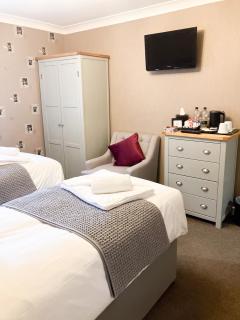 Southlands B&B - Bourton on the Water - 9