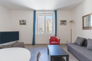 Vaste appart de 44 m centre - n2 - Charleval - 7